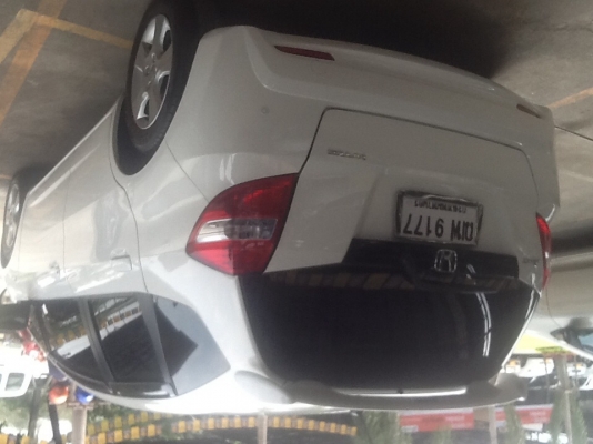 ขาย Honda jazz 1.5 I-vtec ขาย Honda jazz 1.5 I-vtec