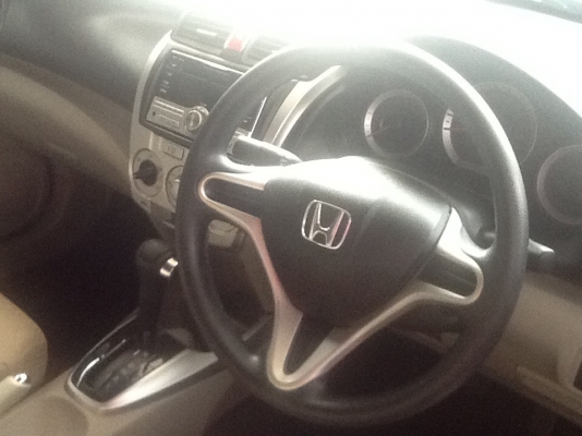 Honda city 1.5 (v) i-vtec Honda city 1.5 (v) i-vtec