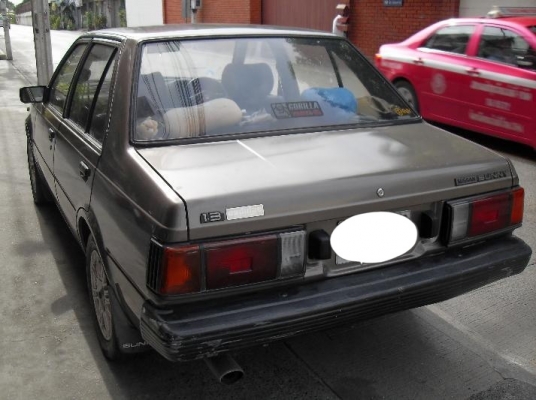 ขาย Nissan FF เครื่องช่วงล่างแน่นๆ แอร์เย็น 33000 บาท ทะเบียนต่อ 7 มค 57