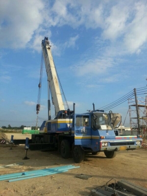 รถเครน คาร์โต้ 35 ตัน.  สนใจติดต่อ 081 - 6079515