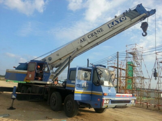 รถเครน คาร์โต้ 35 ตัน.  สนใจติดต่อ 081 - 6079515