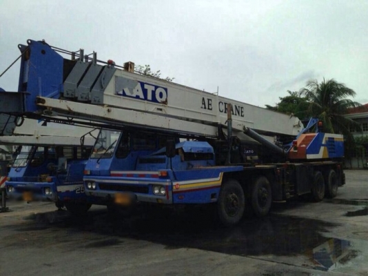 รถเครน คาร์โต้ 35 ตัน.  สนใจติดต่อ 081 - 6079515