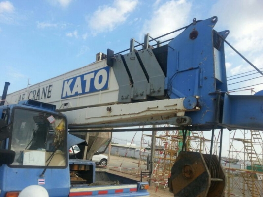 รถเครน คาร์โต้ 35 ตัน.  สนใจติดต่อ 081 - 6079515