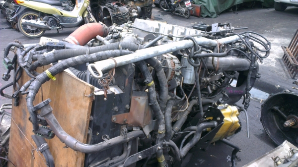 เครื่องยนต์ p11c รุุ่นใหม่ commonrail 340แรง เก่านอก สวยสุดๆ เครื่องยนต์ p11c รุุ่นใหม่ commonrail 340แรง เก่านอก สวยสุดๆ