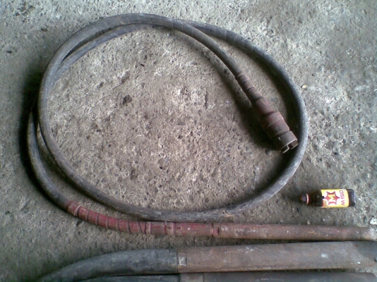 สายจี้ปูนใหญ่ 2 อัน สายจี้ปูนใหญ่ 2 อัน