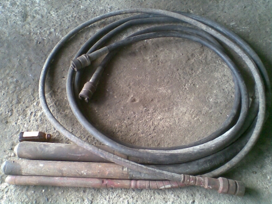 สายจี้ปูนใหญ่ 2 อัน สายจี้ปูนใหญ่ 2 อัน