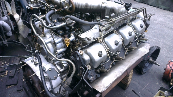 เครื่องยนต์ RE8  ข้อเหวี่ยงใหญ่  295แรงม้า สภาพดีมาก