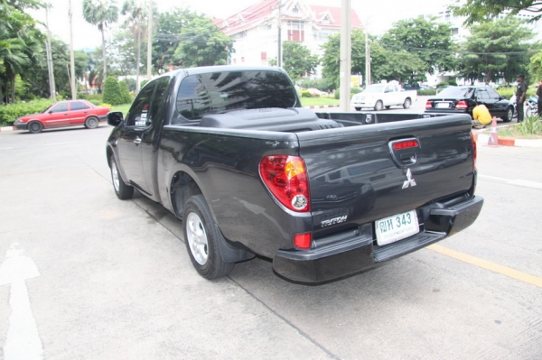 ปี 2012 Mitsubishi Triton ติดแก๊ส CNG จากโรงงาน ปี 2012 Mitsubishi Triton ติดแก๊ส CNG จากโรงงาน