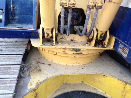 ขายKOMATSU PC200-5 (เก่าเก็บ) เก่านอก คอนโทรลสั้น ซีเรียลสูง ตัวเดินจีบ สภาพเก่านอก ติดต่อโดยตรง 081-4283210 ขายKOMATSU PC200-5 (เก่าเก็บ) เก่านอก คอนโทรลสั้น ซีเรียลสูง ตัวเดินจีบ สภาพเก่านอก ติดต่อโดยตรง 081-4283210