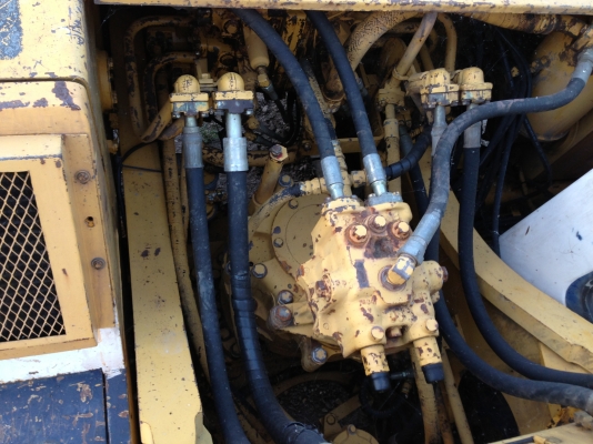 ขายKOMATSU PC200-5 (เก่าเก็บ) เก่านอก คอนโทรลสั้น ซีเรียลสูง ตัวเดินจีบ สภาพเก่านอก ติดต่อโดยตรง 081-4283210 ขายKOMATSU PC200-5 (เก่าเก็บ) เก่านอก คอนโทรลสั้น ซีเรียลสูง ตัวเดินจีบ สภาพเก่านอก ติดต่อโดยตรง 081-4283210