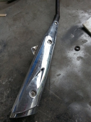 ขายท่อเวฟ125ผ่าเดินคอใหม่ราคา700บาท