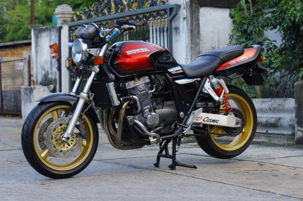 <<<<< ขาย >>>>>  cb1000 ทะเบียน
