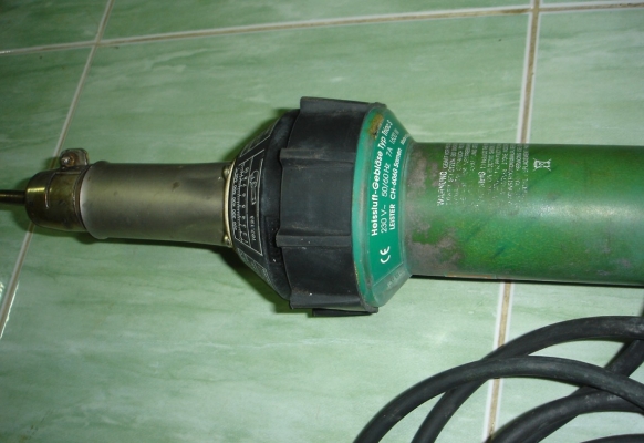 ขายเครื่องเชื่อมพลาสติกมือสอง Leister สวิตเซอร์แลนด์ มืออาชีพต้องใช้