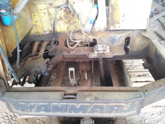 ขายครับ รถขุด YANMAR ขายตามสภาพไม่มีเวลาทำเครื่องลดกันสุดๆไปเลย ขายครับ รถขุด YANMAR ขายตามสภาพไม่มีเวลาทำเครื่องลดกันสุดๆไปเลย