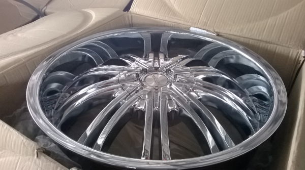 ขายล้อขอบ22 6 รู ล้อใหม่ชุดละ 28500