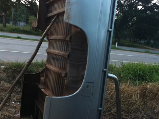 ขายกระบะรถถอดจาก นิสสันบิ๊กเอ็ม ขายกระบะรถถอดจาก นิสสันบิ๊กเอ็ม