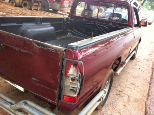 ขายกระบะถอดจากนิสสันฟรอนเทียร์ ขายกระบะถอดจากนิสสันฟรอนเทียร์