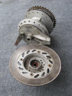 ดุมหน้า-หลังHonda Clubman/FTR