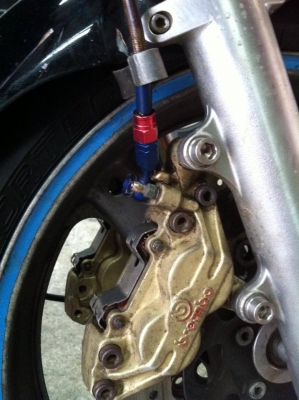 ขาย suzuki inazuma 750 ราคา 65000!!!!!เท่านั้น