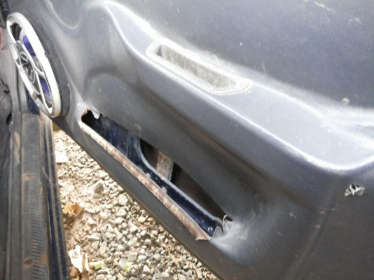 ***ขายแล้วครับขอบคุณ Truck2hand ขายกระบะตอนเดียวNISSAN BIG-M 2.5ฝาแดง จอโค้งแท้ ปี39/96 เครื่องเดิมBD25ฝาแดงแรง ประหยัด นิ่มไม่มีเยิ้มช่วงล่างแน่นคัสซีสวยเดิมไม่ผุไม่ดาม กระบะเลสสภาพสวยพื้นไม่ผุ หัวดีสีสวยภายในคอนโซลครบ พ.ธรรมด