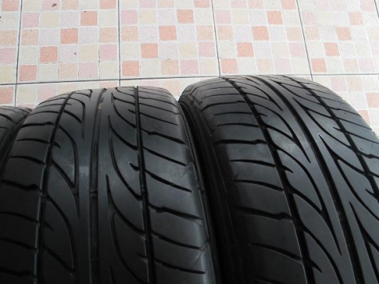 ขายยาง DUNLOP LM703----205-55-16----ปี12 (1ชุด)