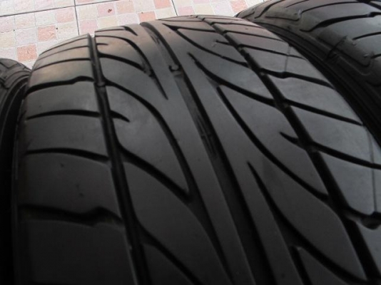 ขายยาง DUNLOP LM703----205-55-16----ปี12 (1ชุด)