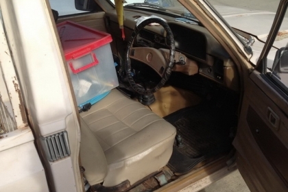 โตโยต้า  ม้ากระโดด  4  ขอ  40,000  บาท