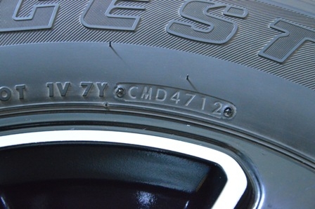 ขายยาง Bridgestone 265/65/17 ปี12 ขายยาง Bridgestone 265/65/17 ปี12