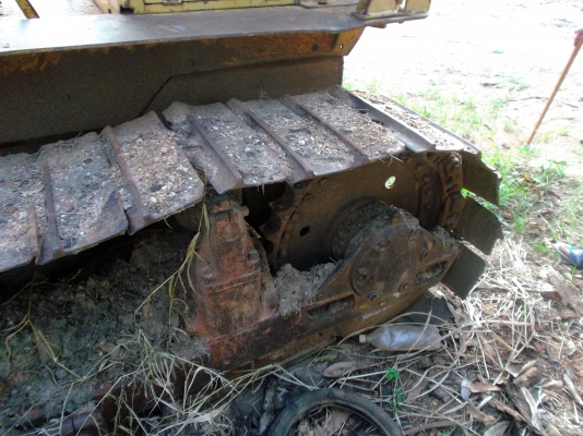 ขายด่วนรถแทรกเตอร์ตีนตะขาบCATD5สภาพสดมาก