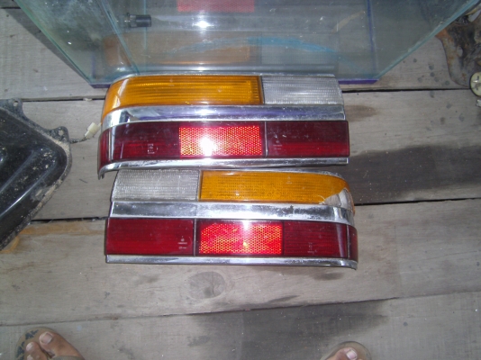 ขายไฟท้าย E28