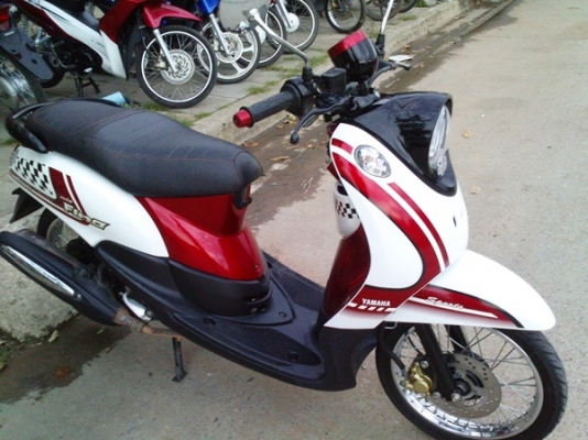 ฟีโน่เกแยกลายตาหมากรุก ทะเบียนขอนแก่น รถปีเดียวค่ะ ฟีโน่เกแยกลายตาหมากรุก ทะเบียนขอนแก่น รถปีเดียวค่ะ