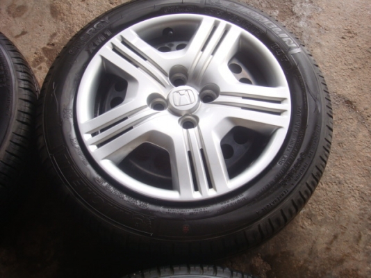 ขายกะทะ + ยาง ปี 3312 ที่ 4000 บาท ขายกะทะ + ยาง ปี 3312 ที่ 4000 บาท