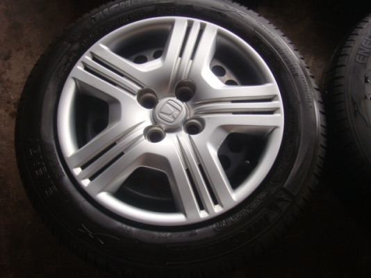 ขายกะทะ + ยาง ปี 3312 ที่ 4000 บาท ขายกะทะ + ยาง ปี 3312 ที่ 4000 บาท