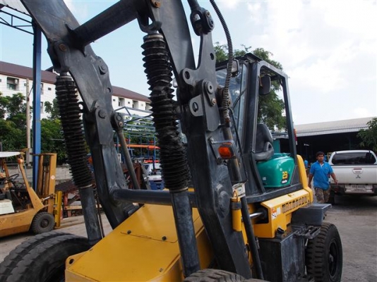 ** LOT 23/10/2556 ** KOMATSU SD23-6 เครื่องยนต์ดีเซล S6D102 ยกสูง 4 เมตร เกียร์ออโต้ สนใจติดต่อ 083-062-0223 ** LOT 23/10/2556 ** KOMATSU SD23-6 เครื่องยนต์ดีเซล S6D102 ยกสูง 4 เมตร เกียร์ออโต้ สนใจติดต่อ 083-062-0223