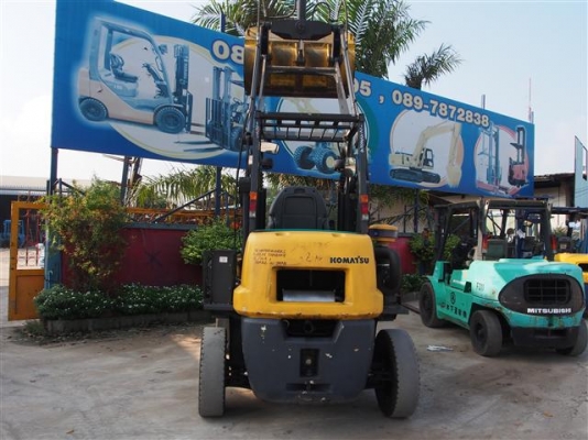 ** LOT 23/10/2556 ** KOMATSU SD23-6-86362 เครื่องยนต์ดีเซล S6D102 ยกสูง 5 เมตร เกียร์ออโต้ สนใจติดต่อ 083-062-0223