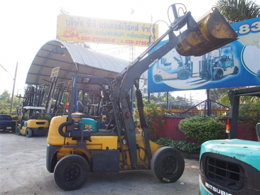 ** LOT 23/10/2556 ** KOMATSU SD23-6-86362 เครื่องยนต์ดีเซล S6D102 ยกสูง 5 เมตร เกียร์ออโต้ สนใจติดต่อ 083-062-0223