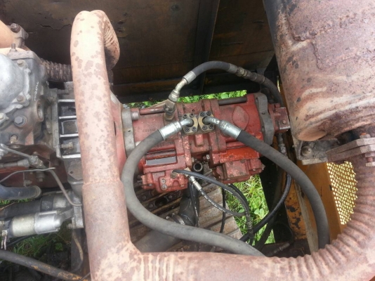 ขายแบ็คโฮ Komatsu PC200 รุ่น 3