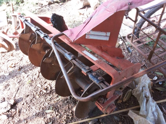 KUBOTA L3608 - 2 เพลา รถทำงาน 1,333 ชม. อุปกรณ์มีให้ครบพร้อม มีใบมีดดันหน้า,โรตารี่,ผานพรวนดิน 3,ผานพรวนดิน 5 อุปกรณ์ทุกชิ้นอยู่ในสภาพดีพร้อมใช้งาน เครื่องแน่นแรงดีเดิมๆ ระบบของเหลวไฮดรอลิกส์ไม่มีแตกเยิ้ม ช่วงล่างแน่นดี ยางสภาพดีหน้าหลังประมาณ 70\% พร้อมใช KUBOTA L3608 - 2 เพลา รถทำงาน 1,333 ชม. อุปกรณ์มีให้ครบพร้อม มีใบมีดดันหน้า,โรตารี่,ผานพรวนดิน 3,ผานพรวนดิน 5 อุปกรณ์ทุกชิ้นอยู่ในสภาพดีพร้อมใช้งาน เครื่องแน่นแรงดีเดิมๆ ระบบของเหลวไฮดรอลิกส์ไม่มีแตกเยิ้ม ช่วงล่างแน่นดี ยางสภาพดีหน้าหลังประมาณ 70\% พร้อมใช