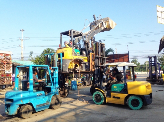 วันศุกร์กับวันเสาร์จะมีตู้มาลงอีก4ตู้ครับท่านลูกค้า 083-062-0223 วันศุกร์กับวันเสาร์จะมีตู้มาลงอีก4ตู้ครับท่านลูกค้า 083-062-0223