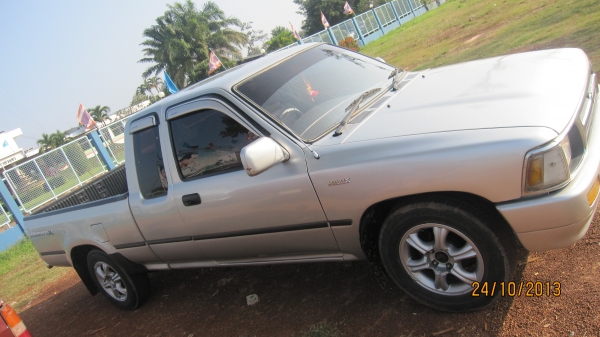 ขายแล้วครับรถกระบะไมตี้เอ็กปี1995 สีบร์อนเงินสวยๆเอกสารพร้อมโอน+ภาษีไม่ขาด+แอร์เย็นจัด+ชีดี+แม๊กไลเนอน์ใหม่+ล้อแม็กขอบ15 รถสภาพพร้อมใช้งานครับ..... รถคุณหมอใช้งานมาดูรถได้ที่โรงพยาบาลปทุมราชวงศาได้ครับ... ขายที่165000บาท สนใจสอบถามได้ครับ080-1696651 รถยุจ