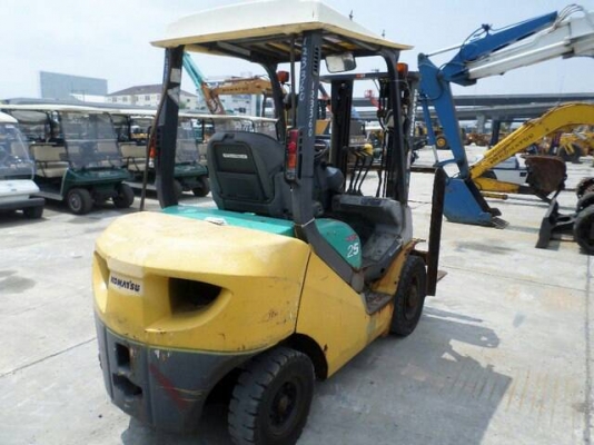 ขายถูก komatsu fd25-16ขนาด2.5ตัน เสาสูง4.5เมตร เกียร์ออร์โต้ เครื่องดีเซล4d94le ชั่วโมงการใช้งาน1xxxกว่าชั่วโมง