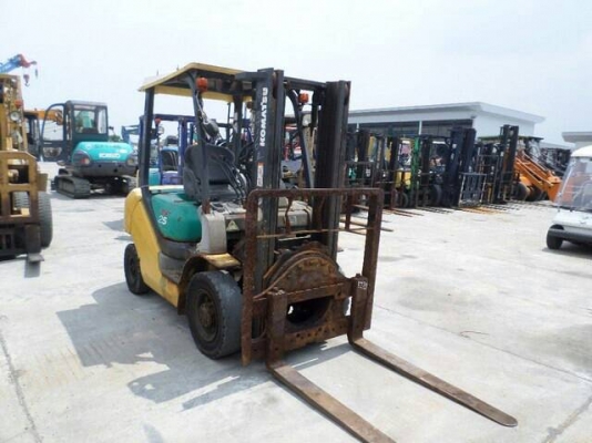 ขายถูก komatsu fd25-16ขนาด2.5ตัน เสาสูง4.5เมตร เกียร์ออร์โต้ เครื่องดีเซล4d94le ชั่วโมงการใช้งาน1xxxกว่าชั่วโมง