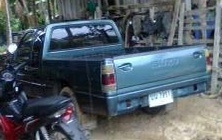 ISUZU TFR มังกรทอง SPACECAB SL 2.5 MT ปี 37 รถบ้านสภาพดีพร้อมใช้งานได้เลยครับ เครื่องยนต์แรงดี ภายในเก๋งคอนโซลสวยครบ แอร์เย็น พวงมาลัยเพาเวอร์ กระบะปูพื้นยางลายเนอร์ครบแล้ว ช่วงล่างคัชซีไม่มีดาม ยางสภาพดี 4 เส้นประมาณ 70\% พร้อมใช้งาน เอกสารทะเบียนครบพร้อม