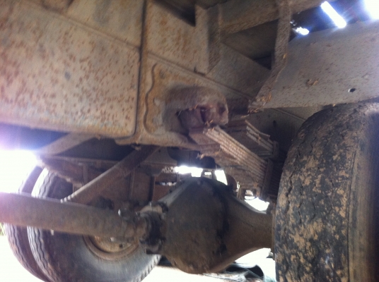 ขายรถ 6 ล้อ กระบะคาร์โก้ หางเทเลอร์ รวม 2 คัน HINO FC2W เครื่อง 120 ทั้ง 2 คัน สนใจโทร