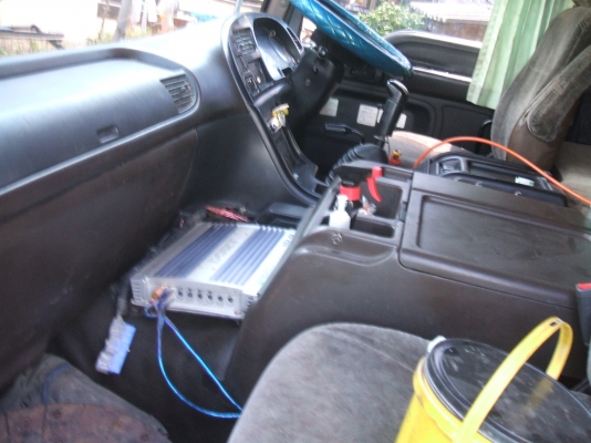 หัว Isuzu Giga  3 ใบปัด สภาพสวย เพิ่งยกลงเพราะได้หัวใหม่กว่าแล้ว