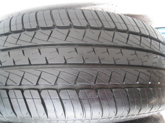 ขายล้อแม็ก Honda civic fb ป้ายแดง 16"x6.5" et45 5รู114.3 +ยางปี 0813 สนใจติดต่อเล็กคลองสามครับ (081-3747940)