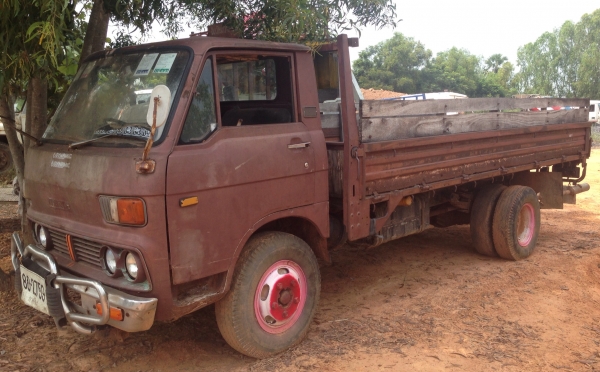 MAZDA 100 HP 4BC2 กระบะเหล็กความยาว 4.20 เมตรสภาพดีไม่มีผุกร่อน เครื่องแห้งแรงดีมากครับ วางเครื่องของอีซูซุ ลงเล่มครบถูกต้อง หัวเก๋งสภาพดีภายในคอนโซลอยู่ครบ พวงมาลัยธรรมดา ช่วงล่างคัชซีไม่มีผุไม่มีดาม ยาง 7.50 ขอบ16 สภาพดี 60\% พร้อมบรรทุกพร้อมใช้งาน เอกสา MAZDA 100 HP 4BC2 กระบะเหล็กความยาว 4.20 เมตรสภาพดีไม่มีผุกร่อน เครื่องแห้งแรงดีมากครับ วางเครื่องของอีซูซุ ลงเล่มครบถูกต้อง หัวเก๋งสภาพดีภายในคอนโซลอยู่ครบ พวงมาลัยธรรมดา ช่วงล่างคัชซีไม่มีผุไม่มีดาม ยาง 7.50 ขอบ16 สภาพดี 60\% พร้อมบรรทุกพร้อมใช้งาน เอกสา