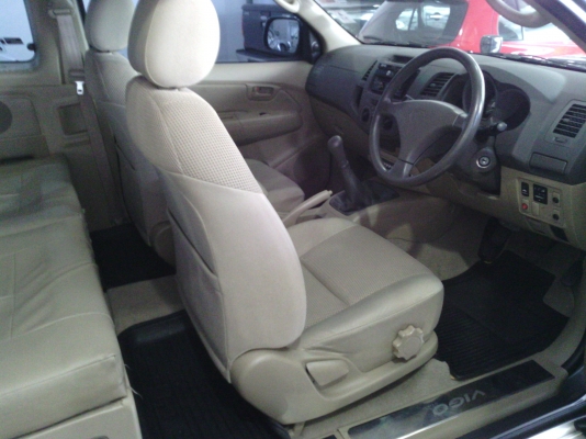 Vigo 2.5 E m/t เครื่องเสียง 2010