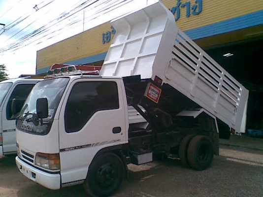 ขายอีซูซุ 6ล้อNKR ต่อดั๊มใหม่ เครื่องยนต์ 120แรง พร้อมทะเบียน พร้อมใช้ ขายอีซูซุ 6ล้อNKR ต่อดั๊มใหม่ เครื่องยนต์ 120แรง พร้อมทะเบียน พร้อมใช้