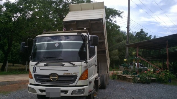 HINO FC เสื่อปืนไว จ.แพร่ มัดจำแล้วค่ะ 100,000 บาท ยอดจัดไฟแนนซ์ได้ 900,000 บาทค่ะ บริษัทราชธานีลิสซิ่ง HINO FC เสื่อปืนไว จ.แพร่ มัดจำแล้วค่ะ 100,000 บาท ยอดจัดไฟแนนซ์ได้ 900,000 บาทค่ะ บริษัทราชธานีลิสซิ่ง